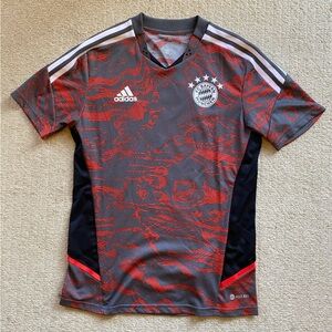 Adidas Adizero FC Men’s Bayern Munich Jersey in size small